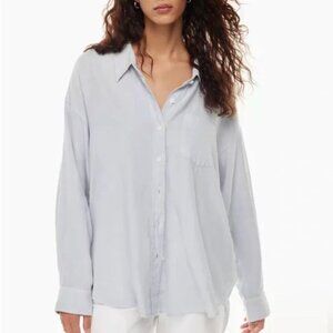 ARITZIA WILFRED FREE Boyfriend Linen Button Down Shirt Cloud Blue Casual Minimal